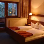 Otel Garni Schieferle 3*