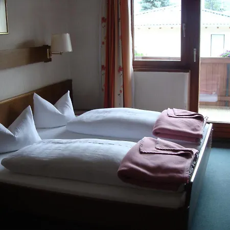 Garni Schieferle ホテル