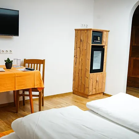 Garni Schieferle ホテル