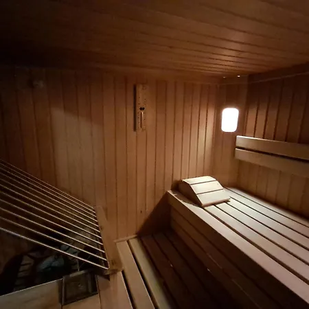 Garni Schieferle 3* ناترس