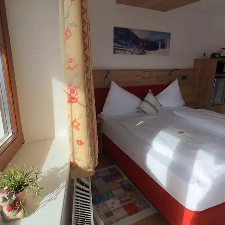 Garni Schieferle Hotel 3*