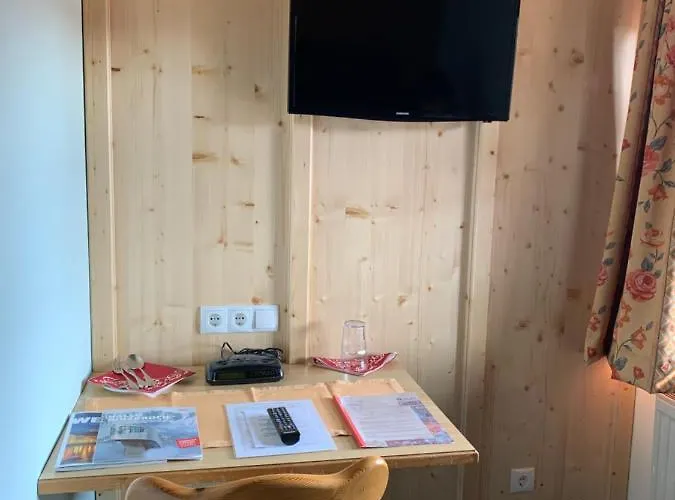 Garni Schieferle ناترس