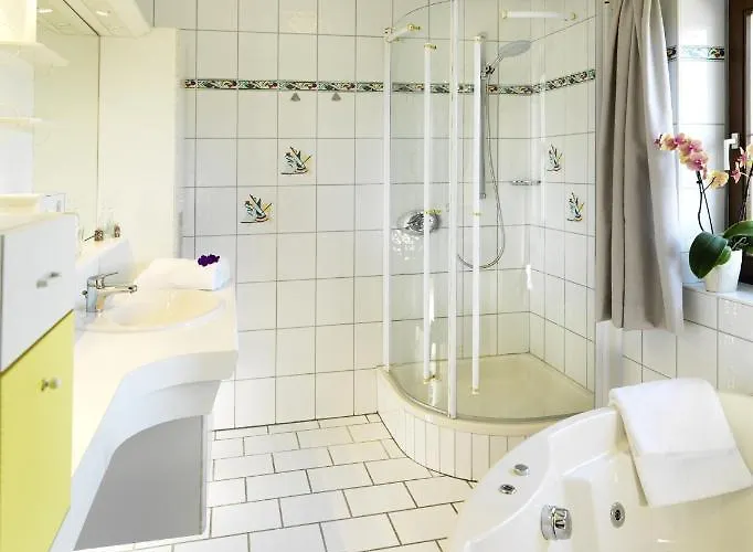 فندق Garni Schieferle 3*