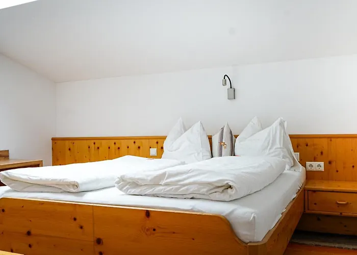 فندق Garni Schieferle 3*