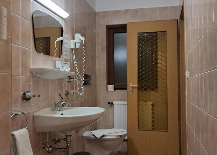 فندق Garni Schieferle ناترس